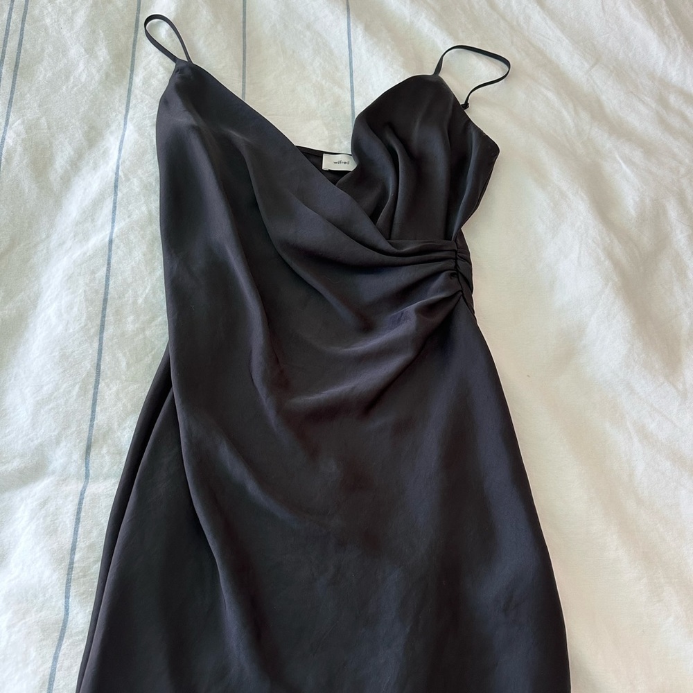 Aritzia black silky dress size M